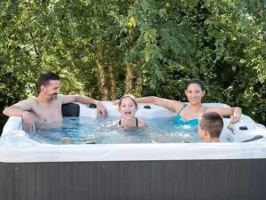 HB19 6-Person Hot Tub