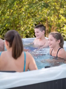 HB19 6-Person Hot Tub