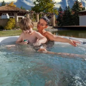 Bueno Spa Chicago Hot Tub