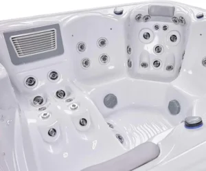 Bueno Spa New York Hot Tub